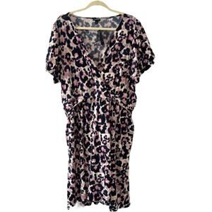 NWT Torrid Shortsleeve Dress Size 3X pink blue white pattern